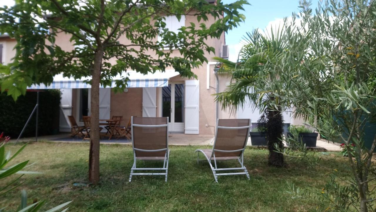 Bed and Breakfast Fleurs De Cosmos Albi Exterior foto